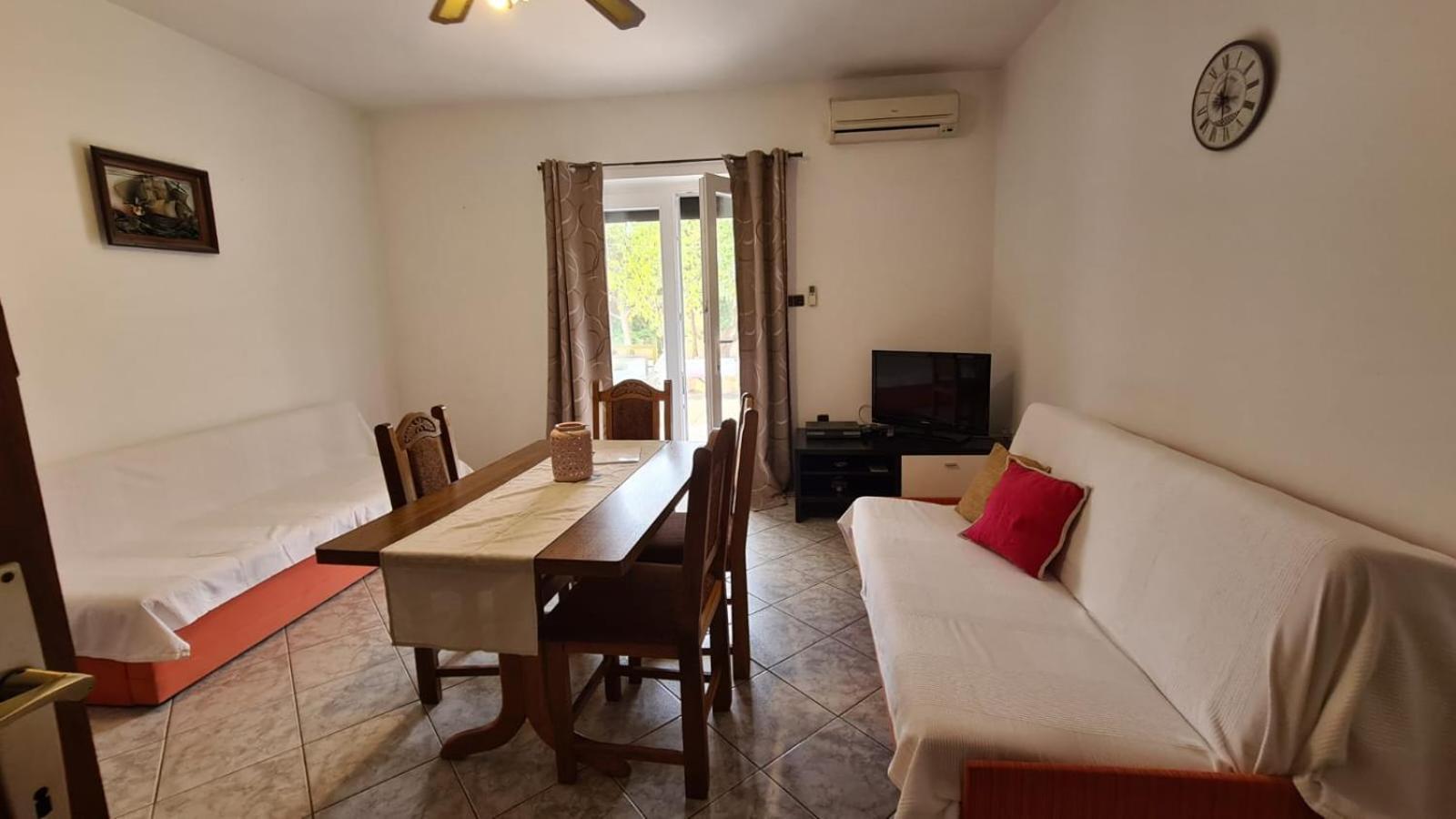 Apartmani Jelena Petrcane Quarto foto
